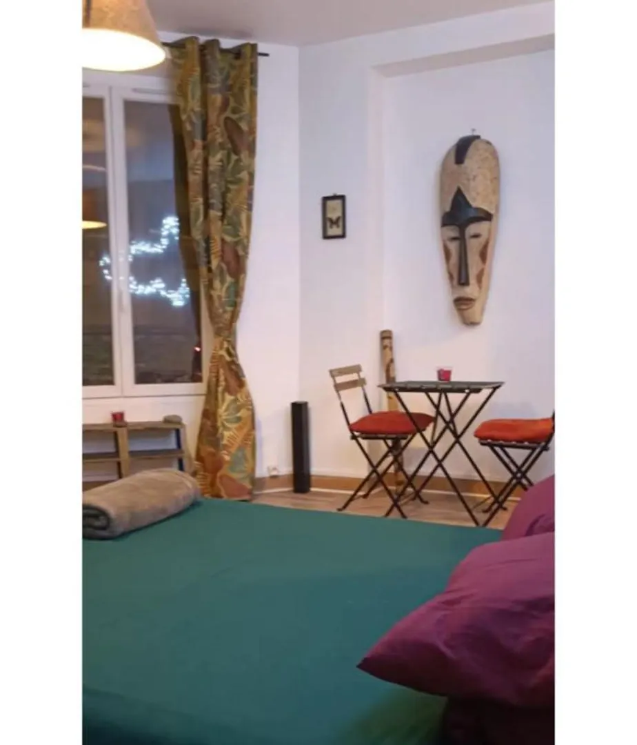 Joli Studio Lumineux Paris 0*,  France
